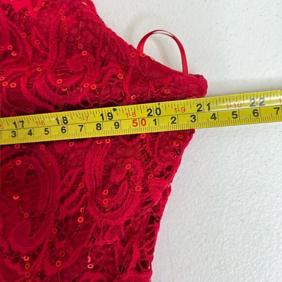 NWT Liz Claiborne Red Lace Sequin Fit and Flare Dress Sleeveless Lined Women 16 - Picture 12 of 14